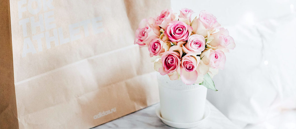 フラワーギフト の大定番 花束とフラワーアレンジメントの違いについて